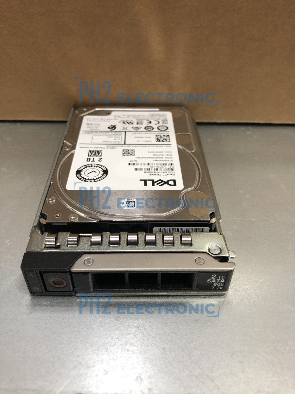 DELL ST2000NX0423 VR92X 0VR92X 2TB 7.2K SATA 2.5'' SFF 6Gb/s Hard Drive HDD WITH R tray