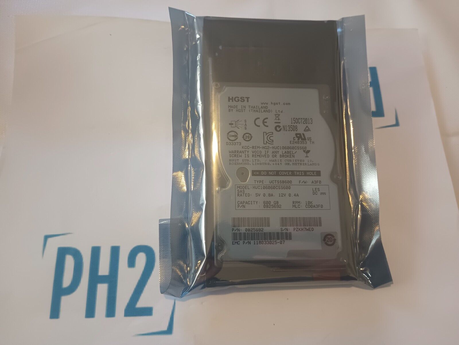EMC 005050472 HUC106060CSS600 600GB 10K 2.5" SAS HDD 520 BYTE for VMAX 10K 20K