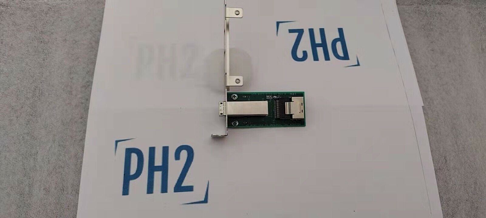 Qlogic U55-A111-0110-00 HD Mini SAS to Internal SAS Adapter WITH BRACKET