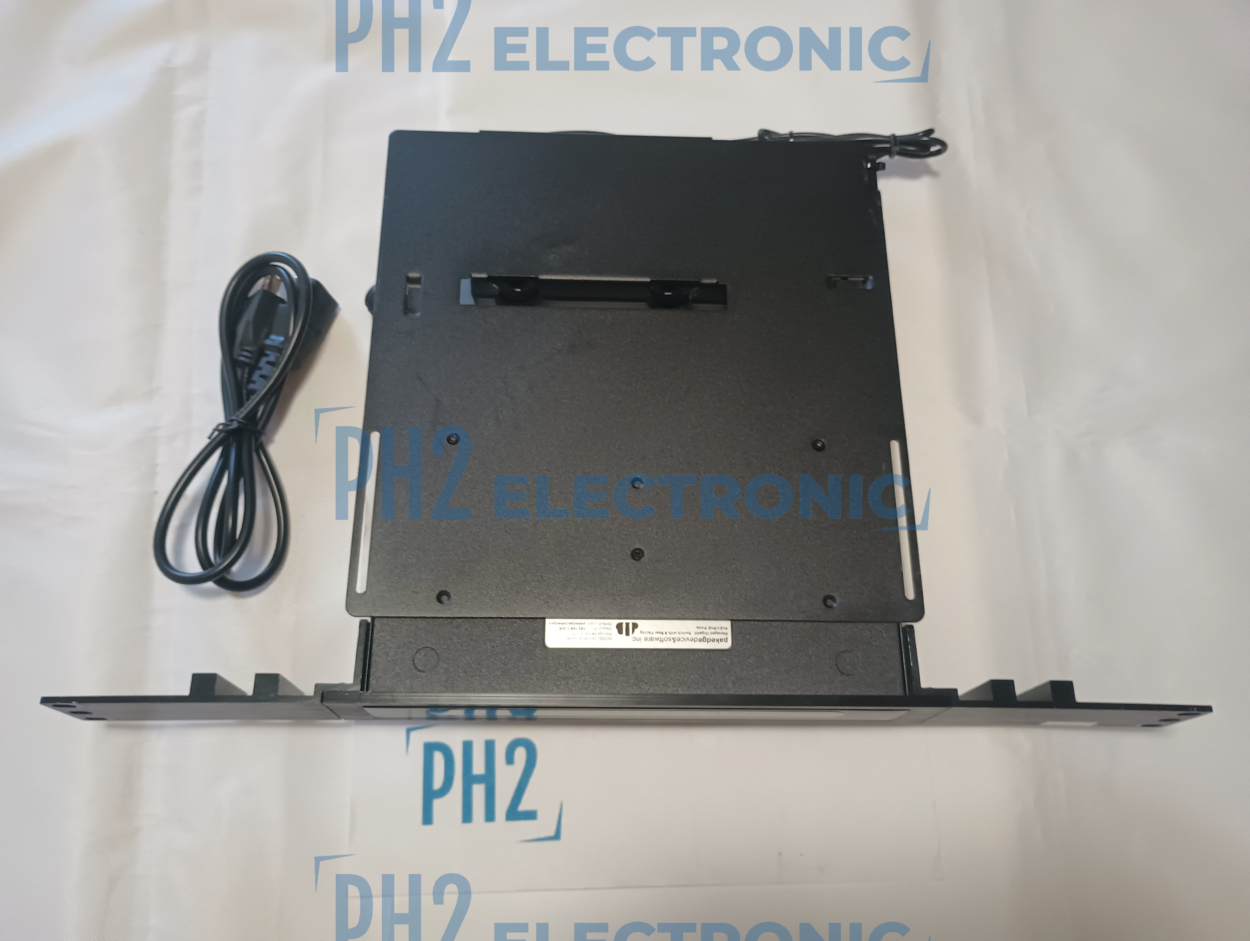 Pakedge SX-8P managed 8-Port gigabit Network switch POE+ w/Rack mount AND PSU