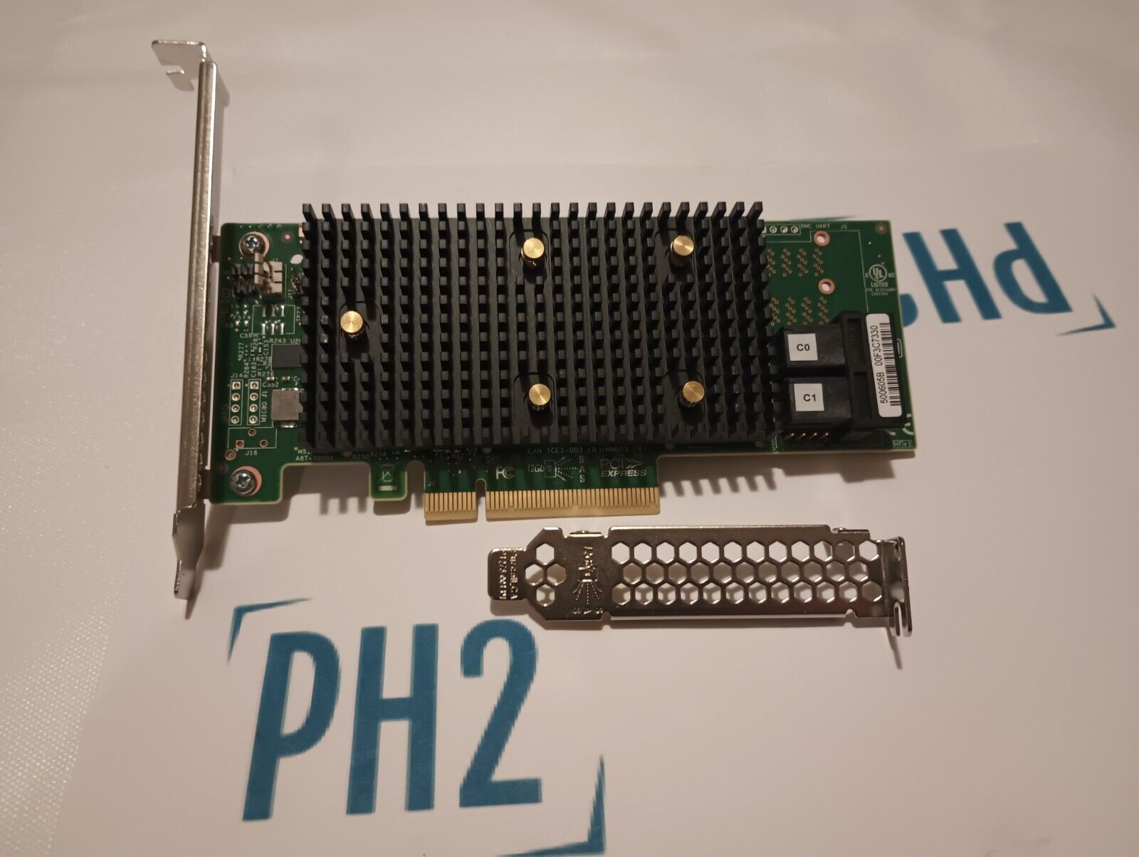 Lenovo 02JG102 7Y37A91082 RAID 530-8i PCIe 12Gb Adapter with Both Bracket