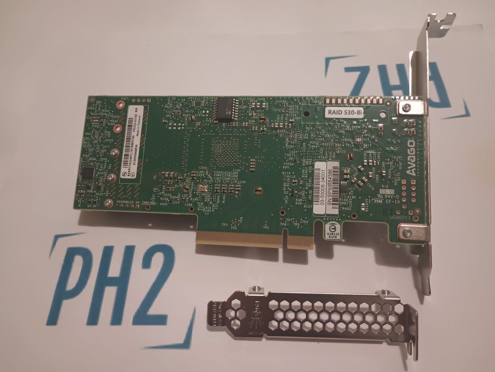 Lenovo 02JG102 7Y37A91082 RAID 530-8i PCIe 12Gb Adapter with Both Bracket