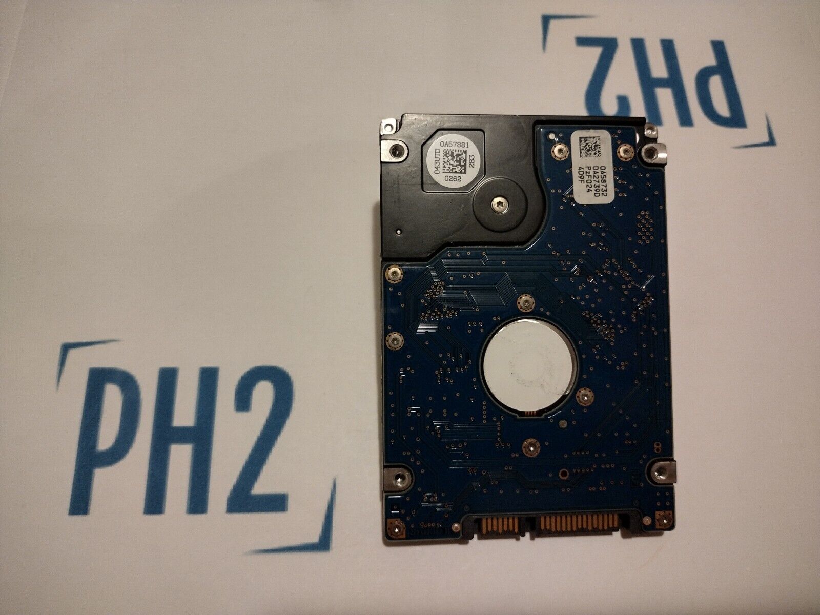 HITACHI HTS545025B9A300 5K500B-250 TS5SAA250 250GB 5.4K 3Gb/s SATA II Laptop HDD