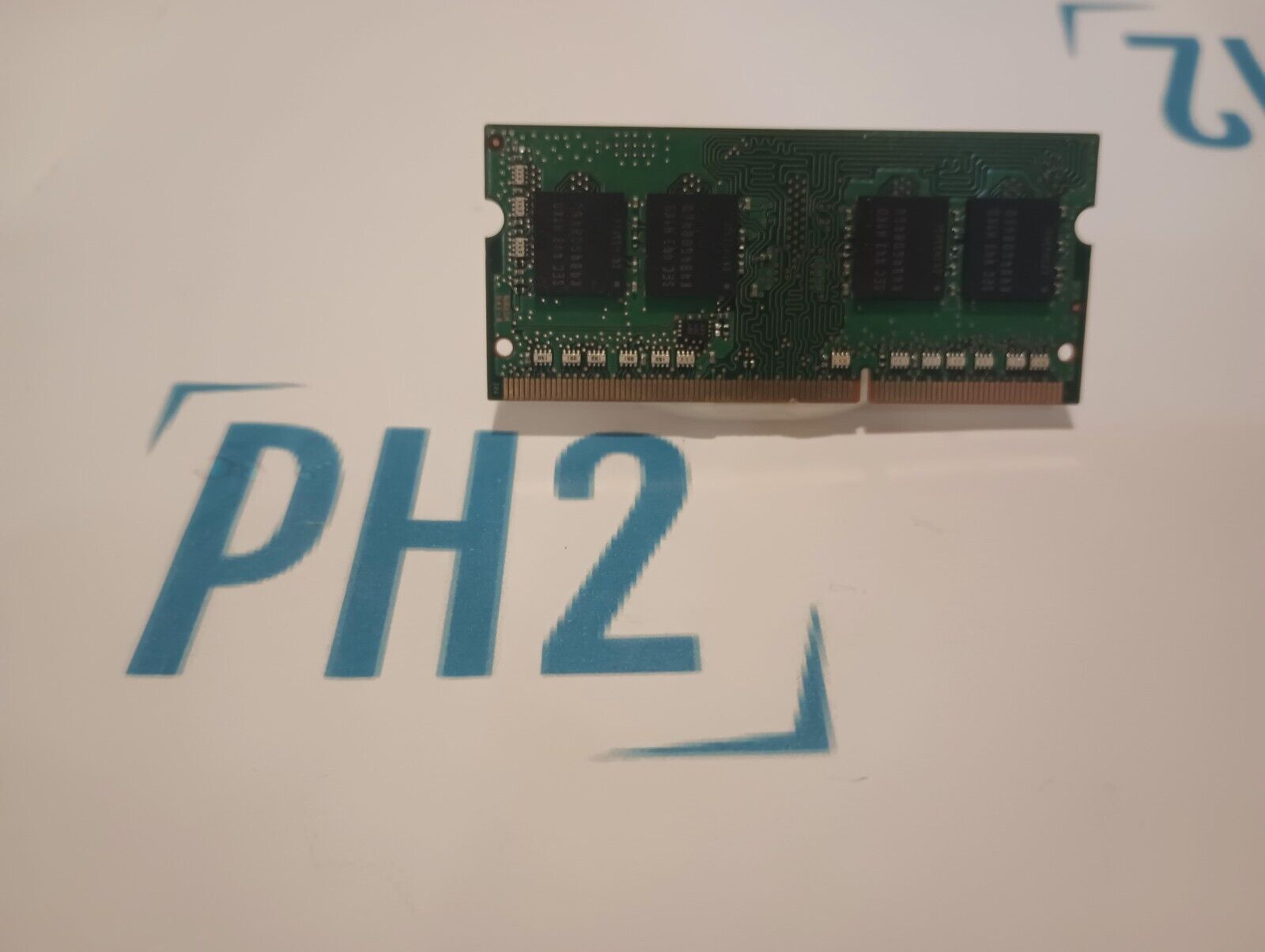 Samsung M474B5173QH0-YK0 4GB 1RX8 EP3L-12800E SO-DIMM 240pin ECC unbuffered