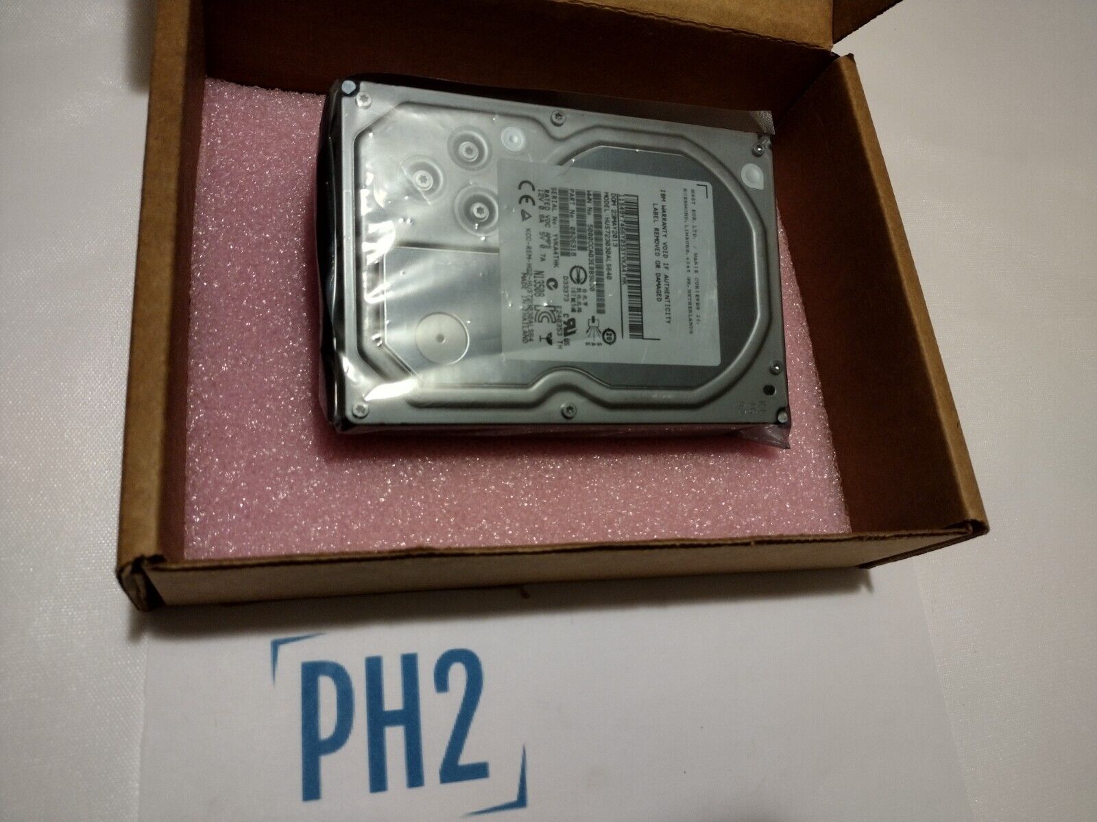 HGST HUS723030ALS640 49Y7466 3TB 7.2K 6Gb/s SAS 3.5'' LFF HDD NO TRAY