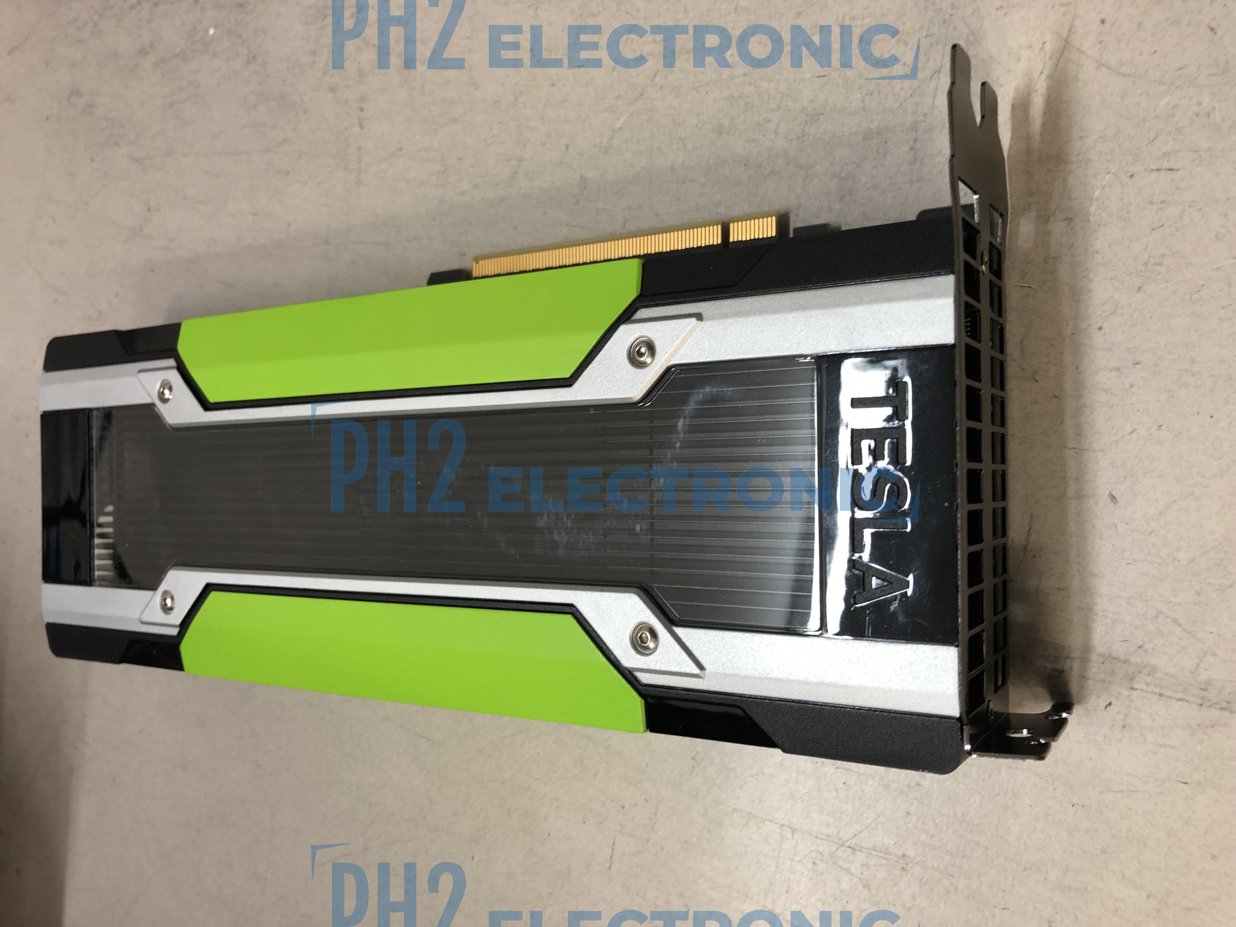 NVIDIA 900-22405-6200-030 Cisco UCSC-GPU-M10 TESLA M10 32GB GDDR5 PCIE GPU