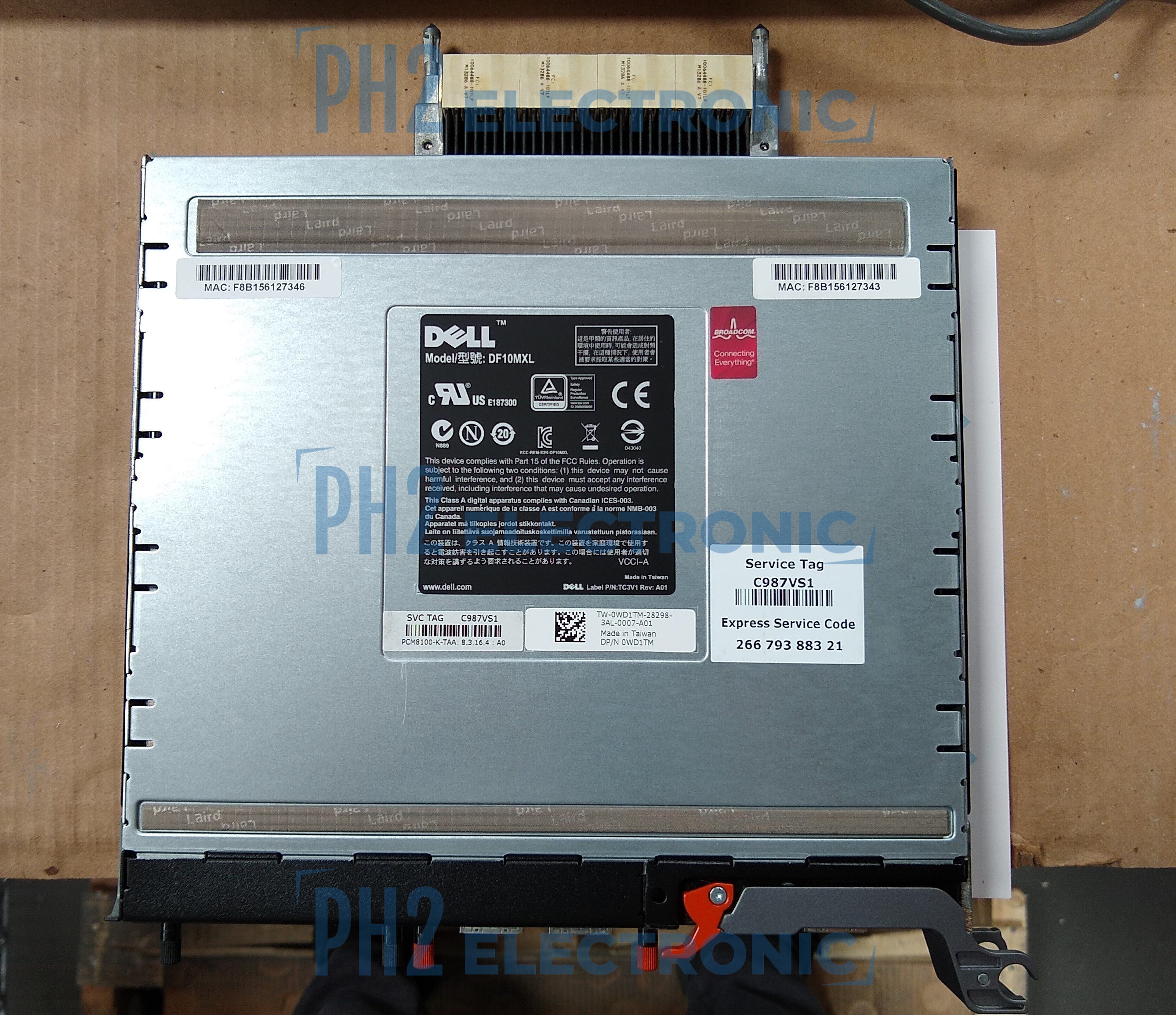 DELL WD1TM 0WD1TM PowerEdge Force10 MXL 10/40GbE Switch DF10MXL M1000E