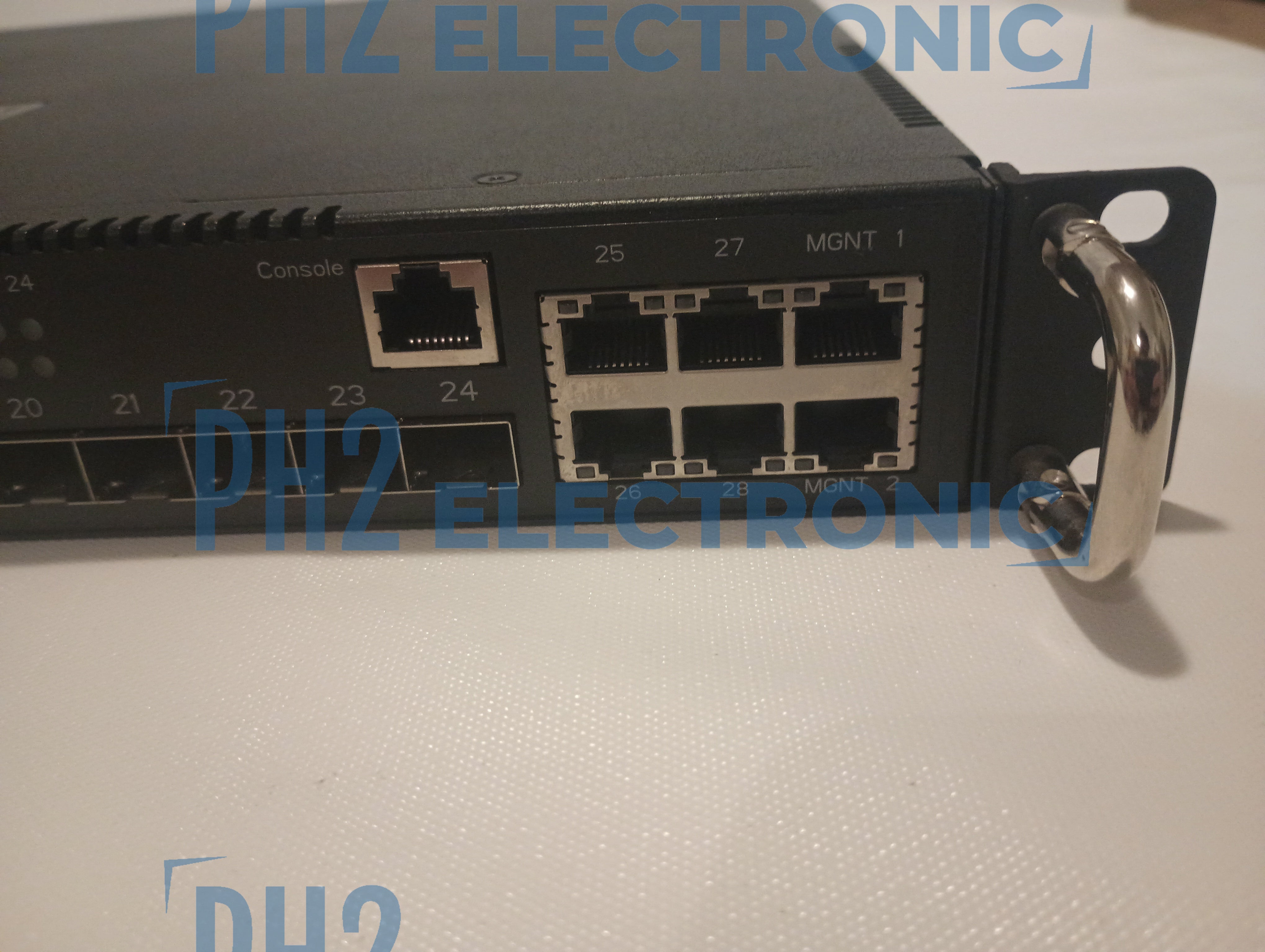 QUANTA LB6M Network Switch 10GB 24-Ports SFP+ Dual Power Supply With Rack
