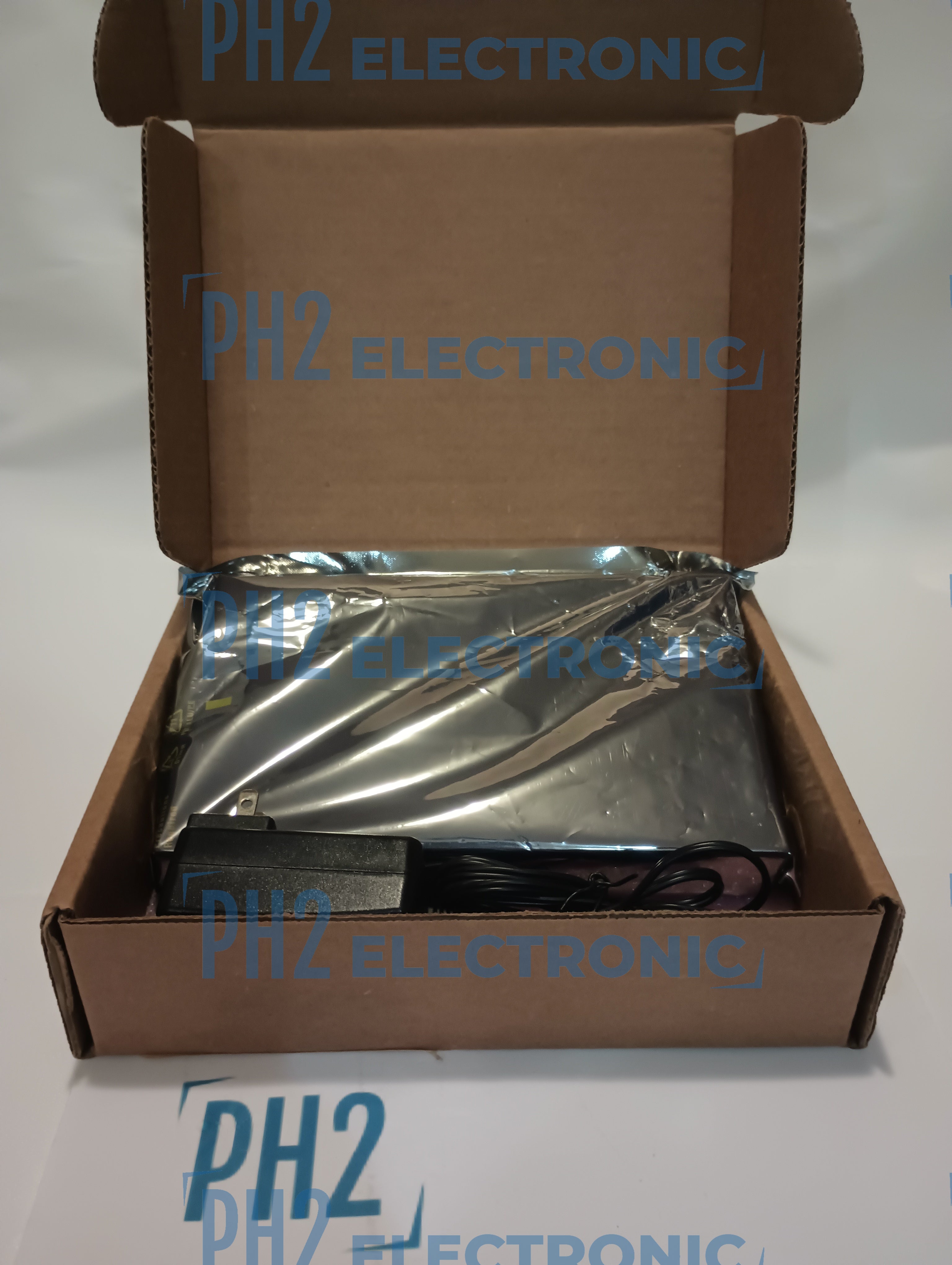 Juniper NS-5GT-101 Networks NetScreen-5GT Firewall Security Appliance