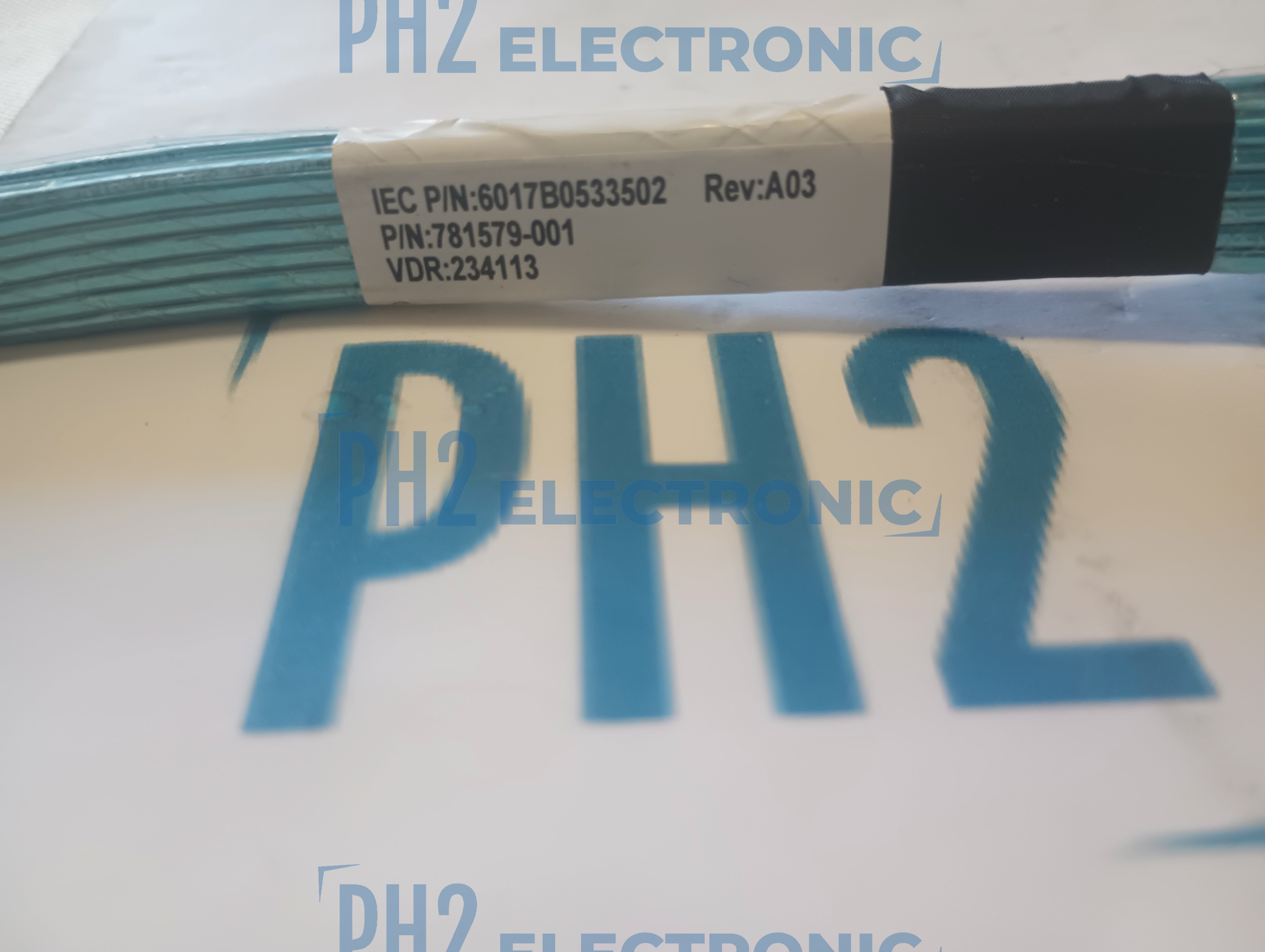 HPE 781579-001 784629-001 ProLiant DL380 Gen9 Mini-SAS Cable-Includes four mini-SAS cables