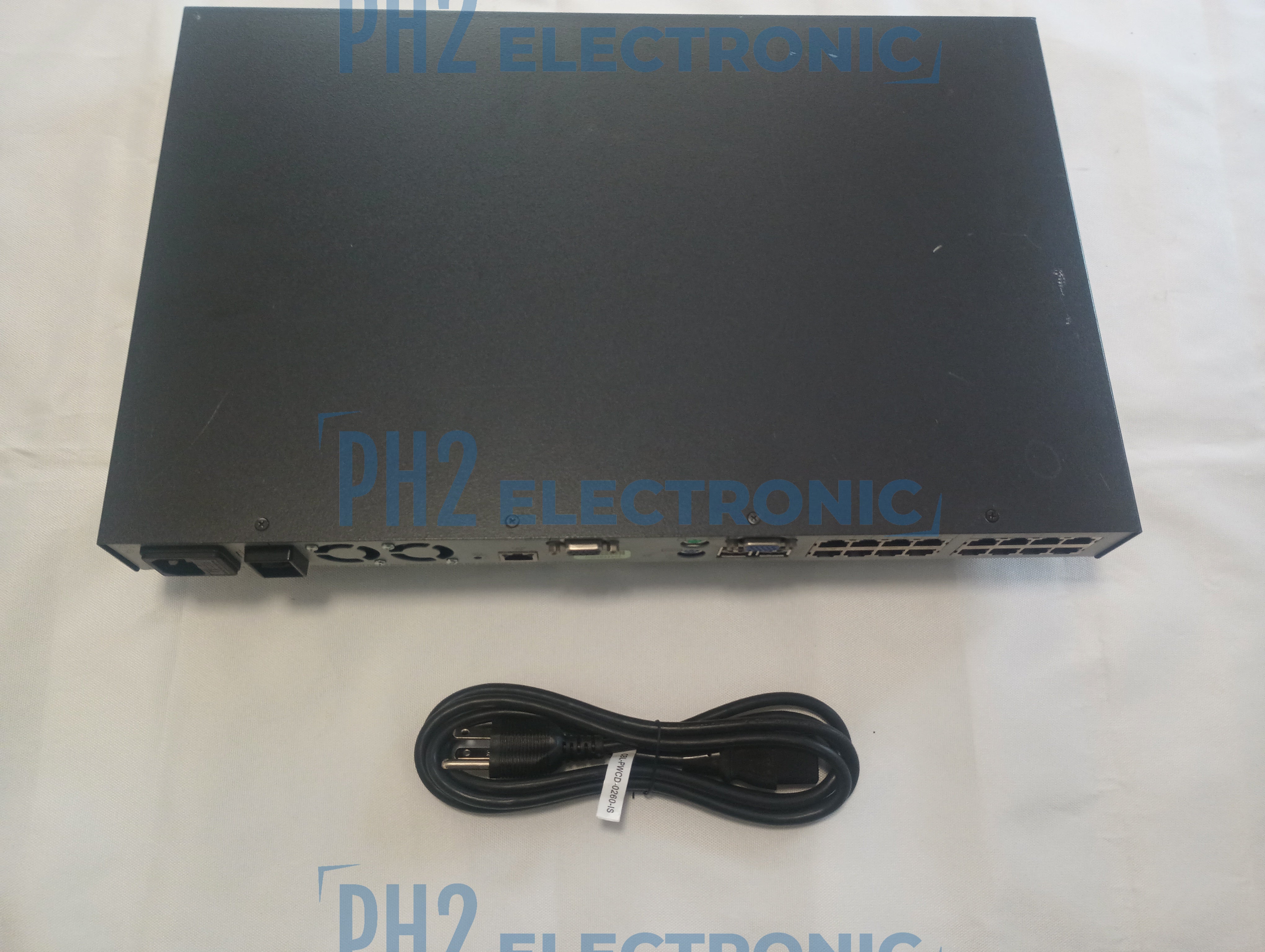 HPE	 	408965-002	410531-001	4x1x16 SPS IP server console switch 620-351-503 520-433-502
