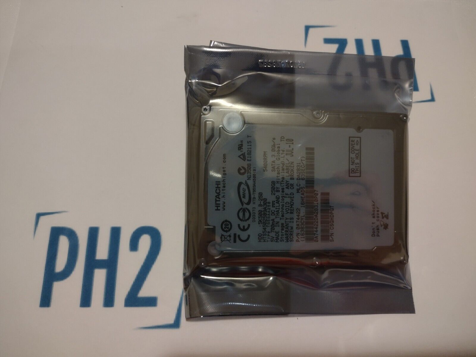 HITACHI HTS545025B9A300 5K500B-250 TS5SAA250 250GB 5.4K 3Gb/s SATA II Laptop HDD