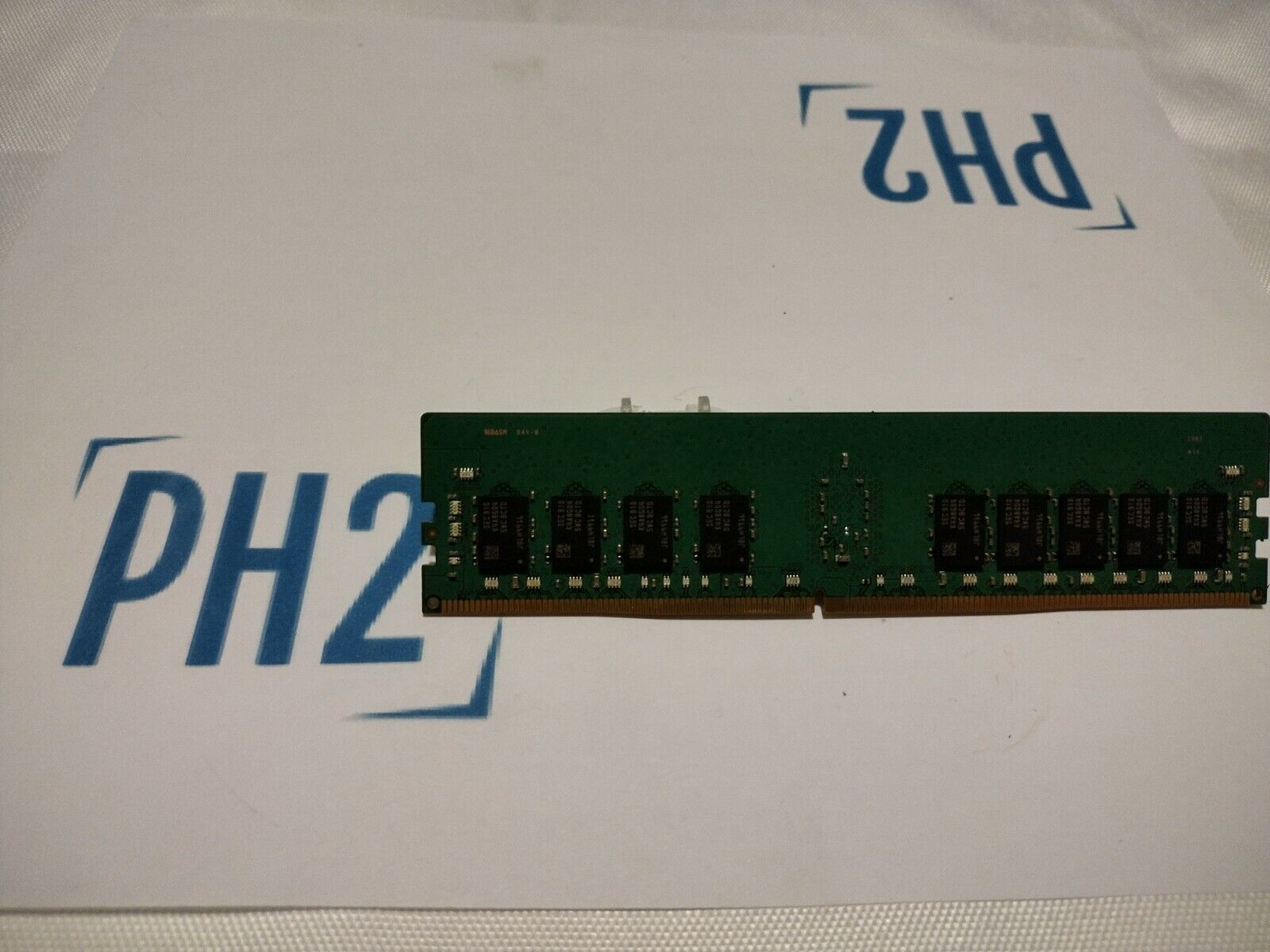SAMSUNG M393A2K40CB2-CTD 16GB 1RX4 PC4-2666V-RC2-12 DDR4  MEMORY