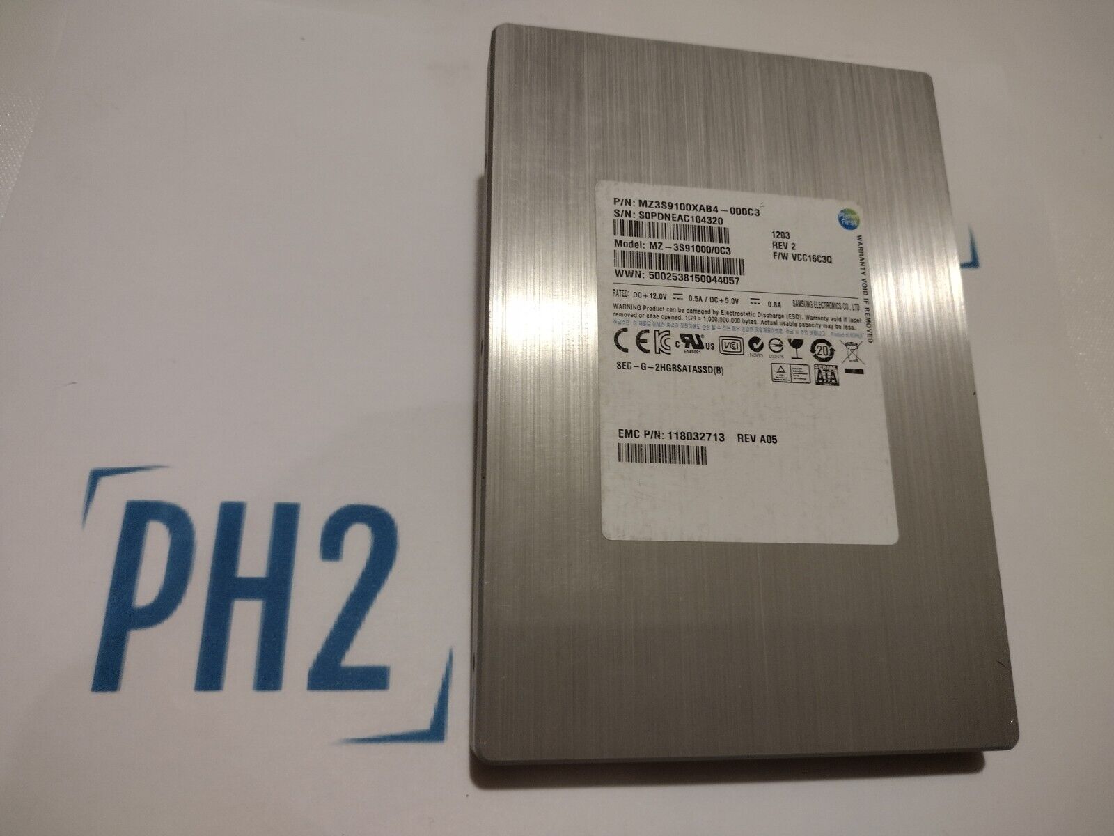 Samsung MZ-3S91000/0C3 MZ3S9100XAB4 EMC:118032713 100GB 3.5" 6Gbp/s SATA 520BPS