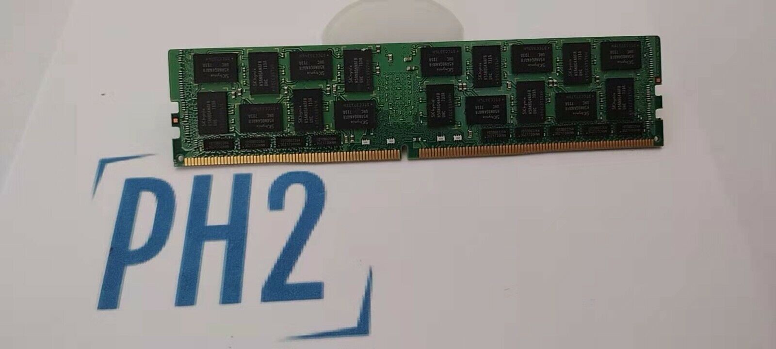 HYNIX HMA84GL7AFR4N-UH 32GB (1X32GB) 2RX4 PC4-2400T-LB0  MEMORY MODULE